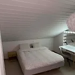 Calm, Big, Modern House In A Quiet Neighbourhood Appartement Senja