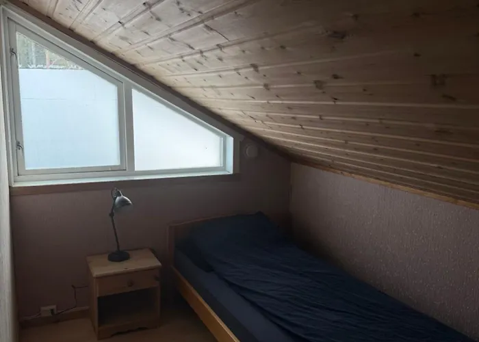 Calm, Big, Modern House In A Quiet Neighbourhood Senja